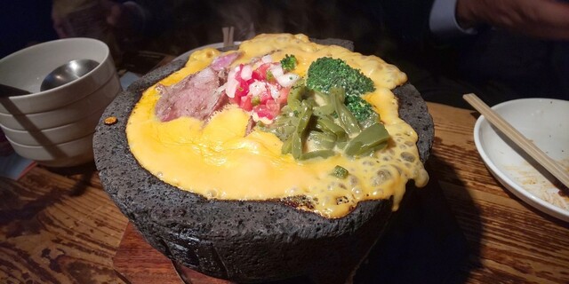 石塚英彦が行った店 錦糸町にあるサルサカバナ バルの メキシカン溶岩チーズ鍋 うさぎの日記